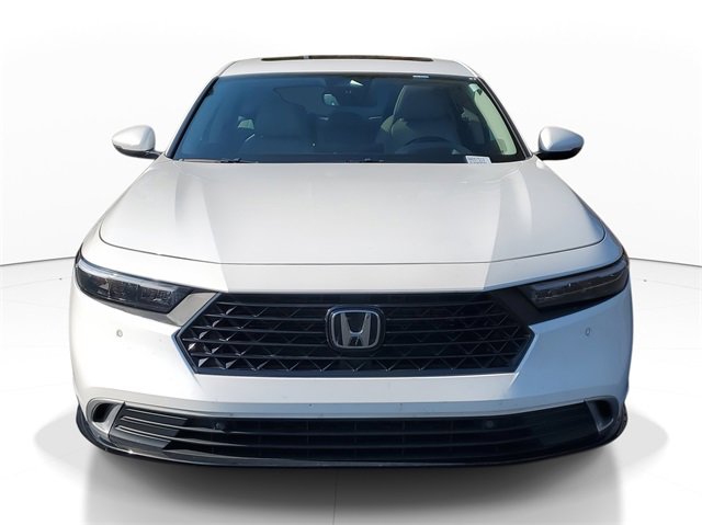 Used 2024 Honda Accord Touring image 2