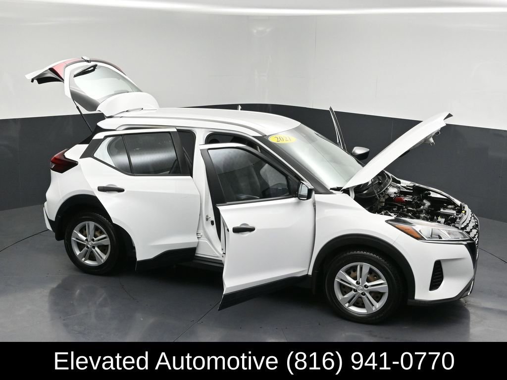 Used 2021 Nissan Kicks S FWD image 28
