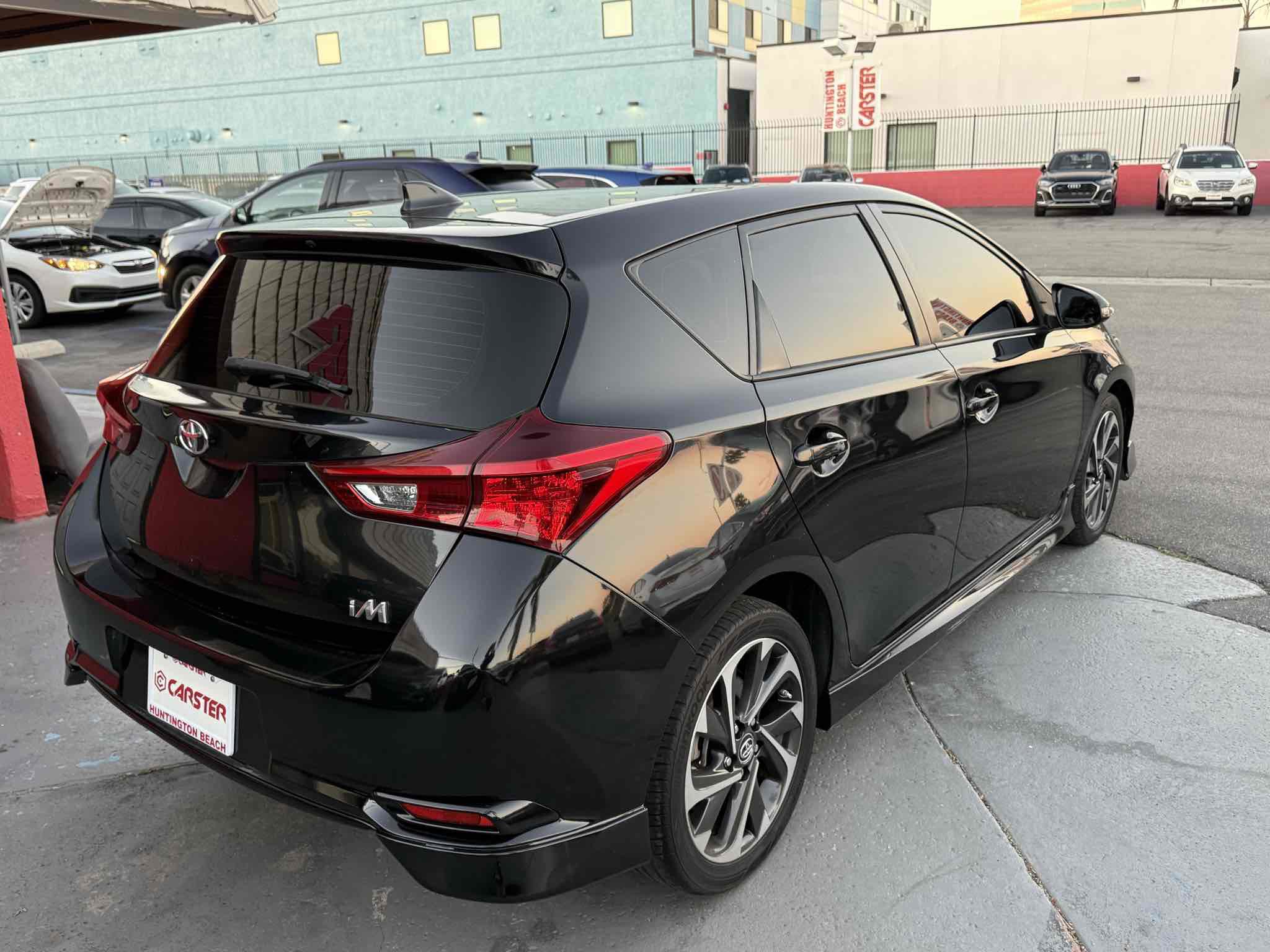 Used 2017 Toyota Corolla iM image 18