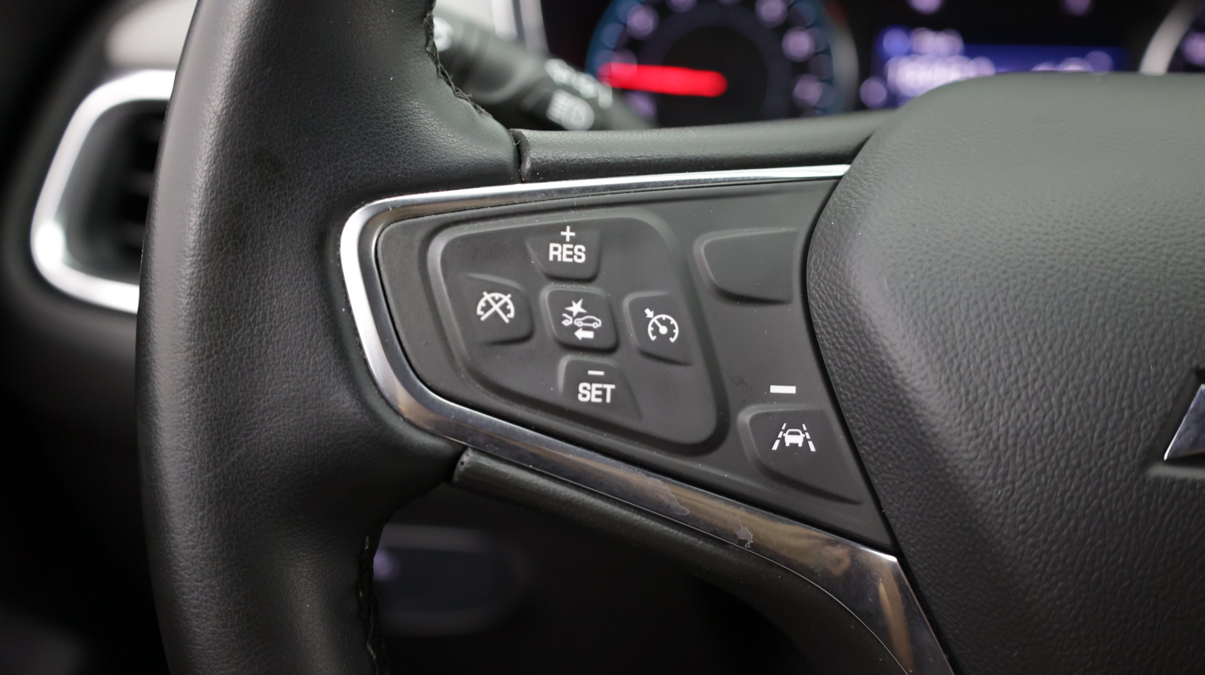 Used 2024 Chevrolet Equinox LT AWD/4WD image 22