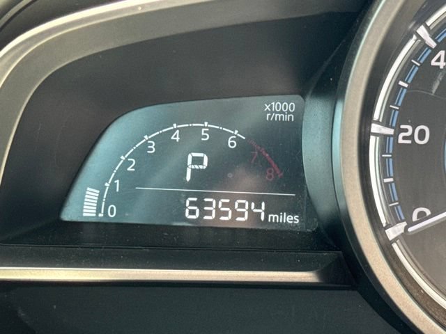 Used 2019 Toyota Yaris LE FWD image 9