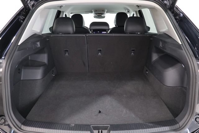 Used 2026 Volkswagen Tiguan SE AWD/4WD image 31