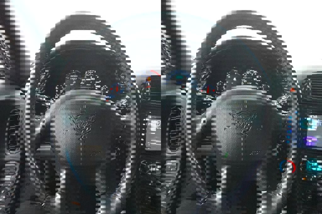 Used 2003 Chevrolet Corvette Convertible w/ Preferred Equipment Group1 image 13