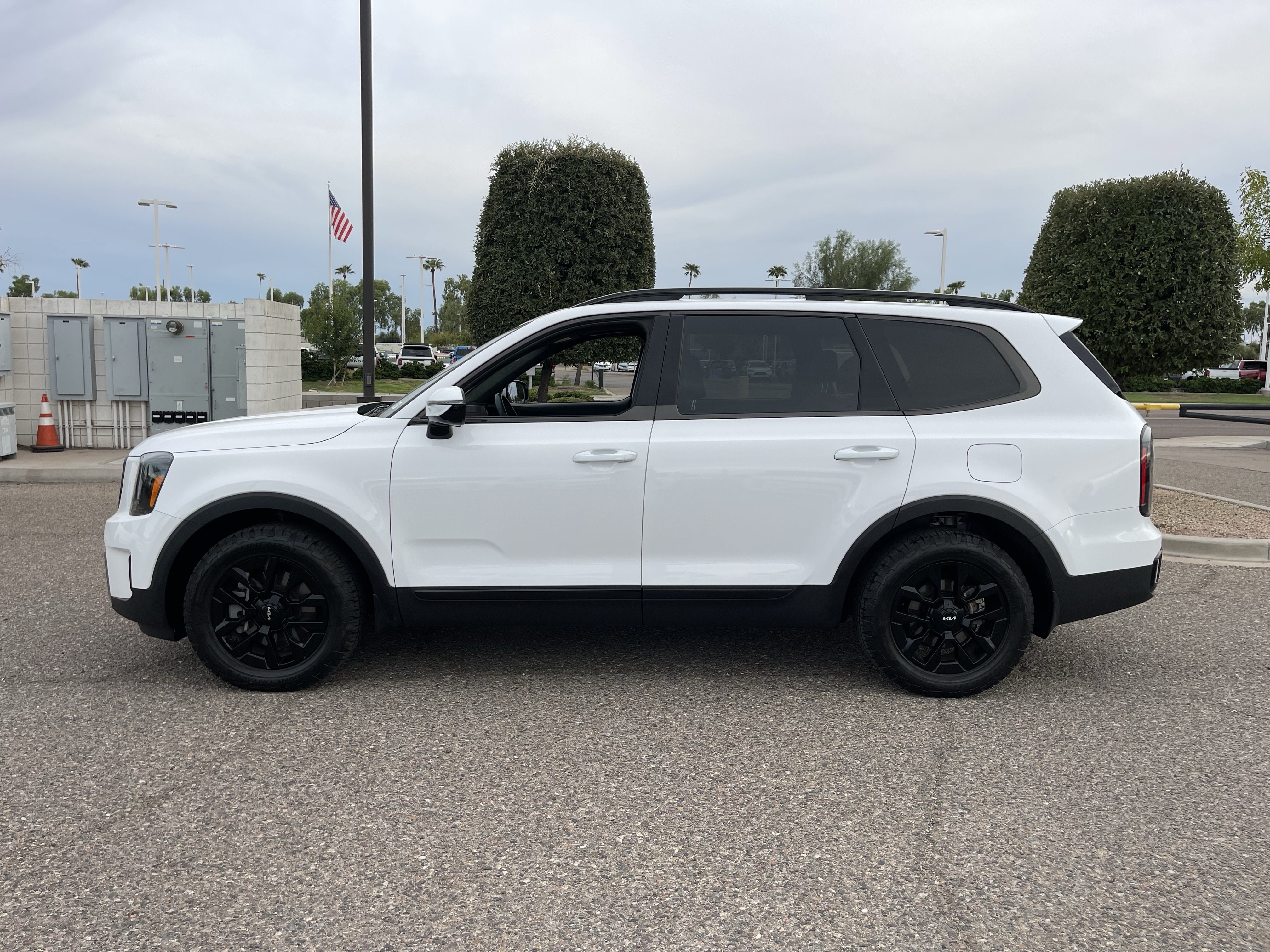 Certified 2024 Kia Telluride SX Prestige X-Pro AWD/4WD image 3