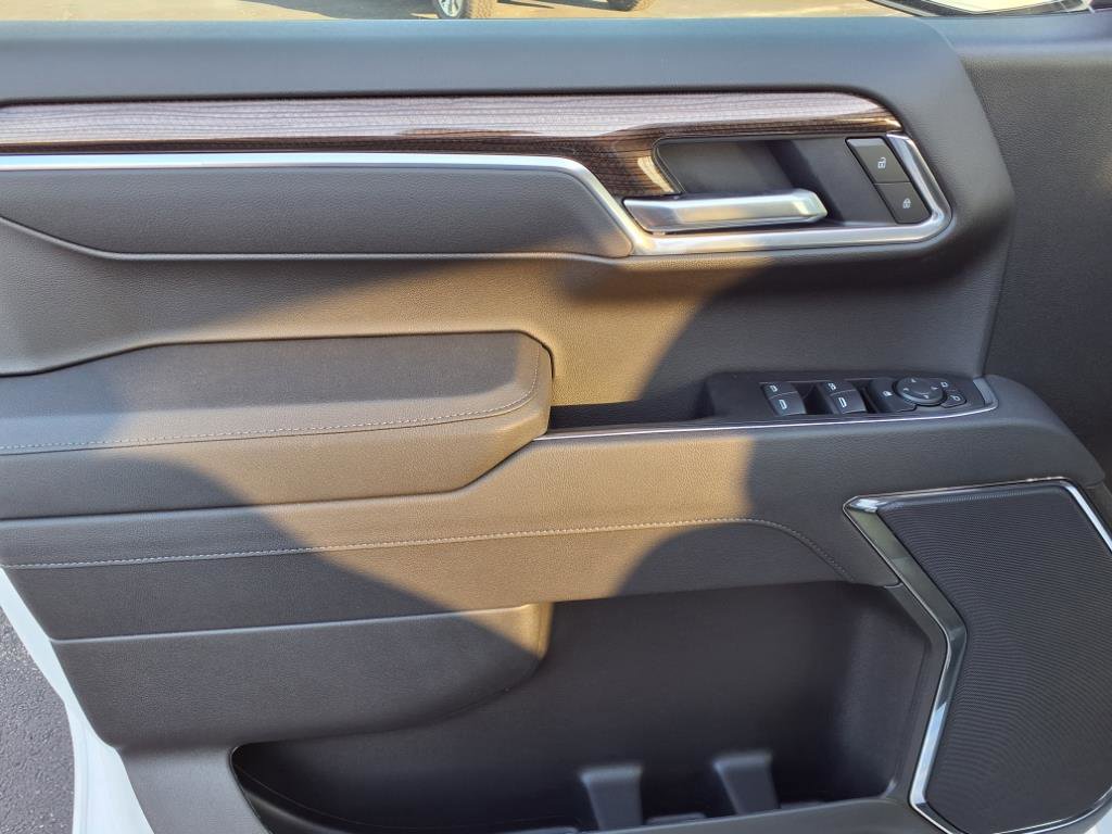 New 2025 Chevrolet Silverado 1500 LT AWD/4WD image 8