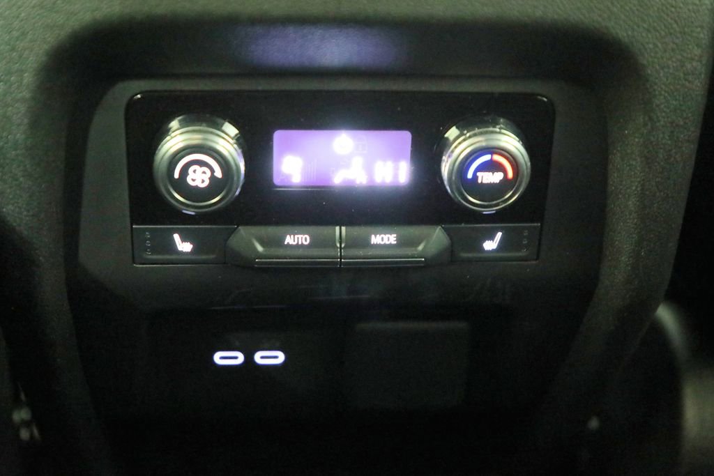 Used 2024 GMC Acadia Elevation w/ Luxury Package AWD/4WD image 6