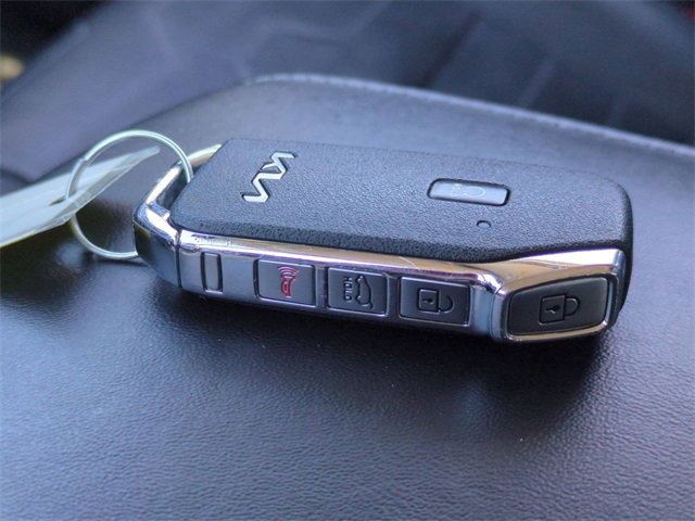 Used 2022 Kia Telluride SX w/ SX Prestige Package image 30