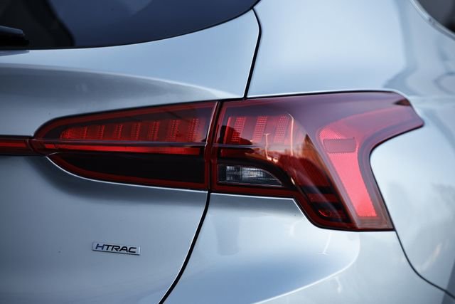 Used 2023 Hyundai Santa Fe SE image 9