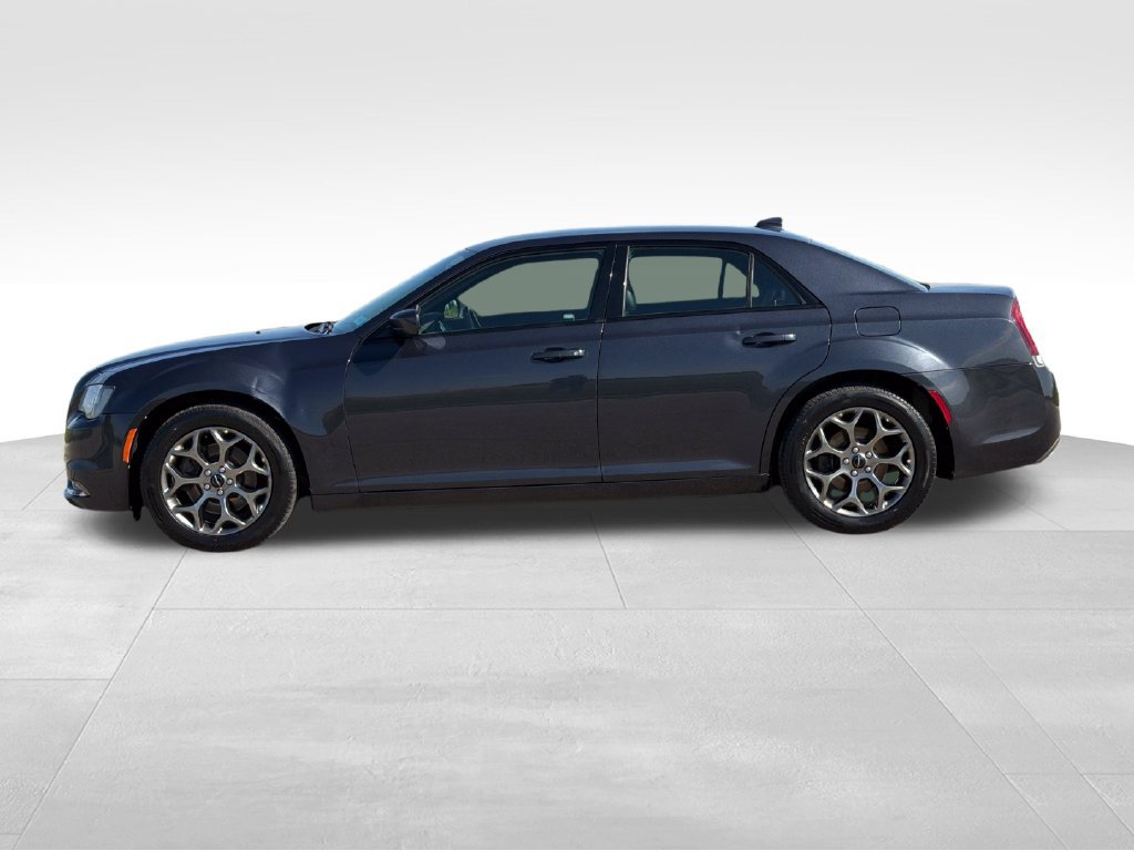 Used 2017 Chrysler 300 S AWD/4WD image 23