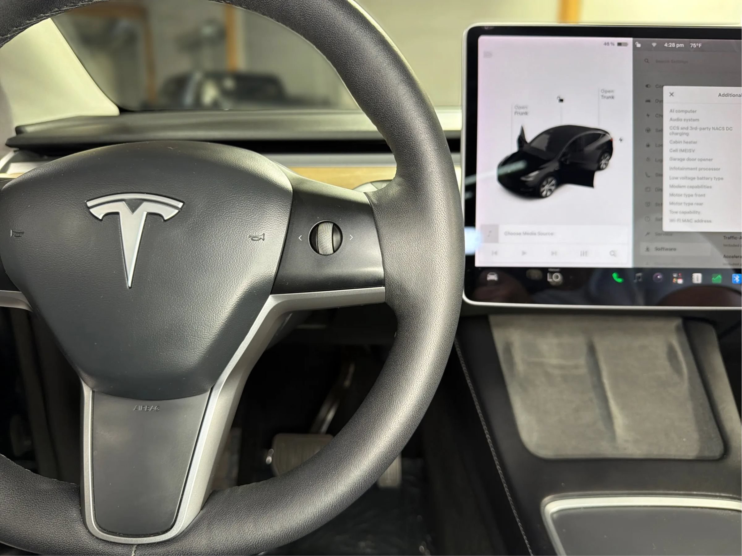Used 2021 Tesla Model Y Long Range AWD/4WD image 27