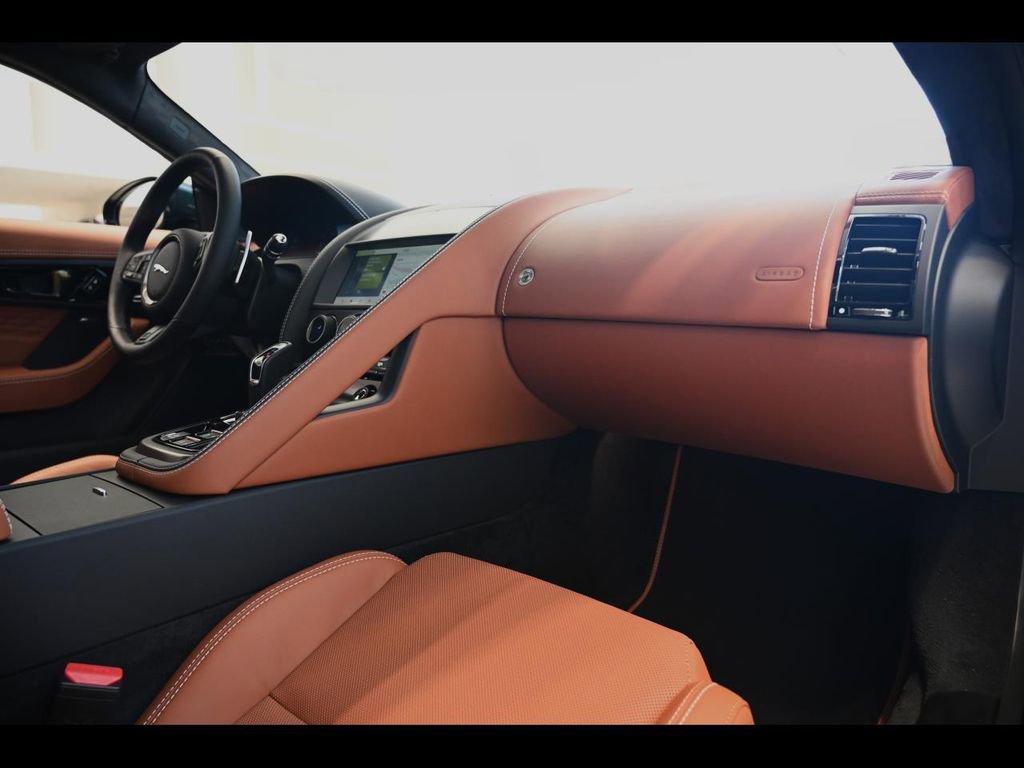 Used 2024 Jaguar F-TYPE R AWD/4WD image 13