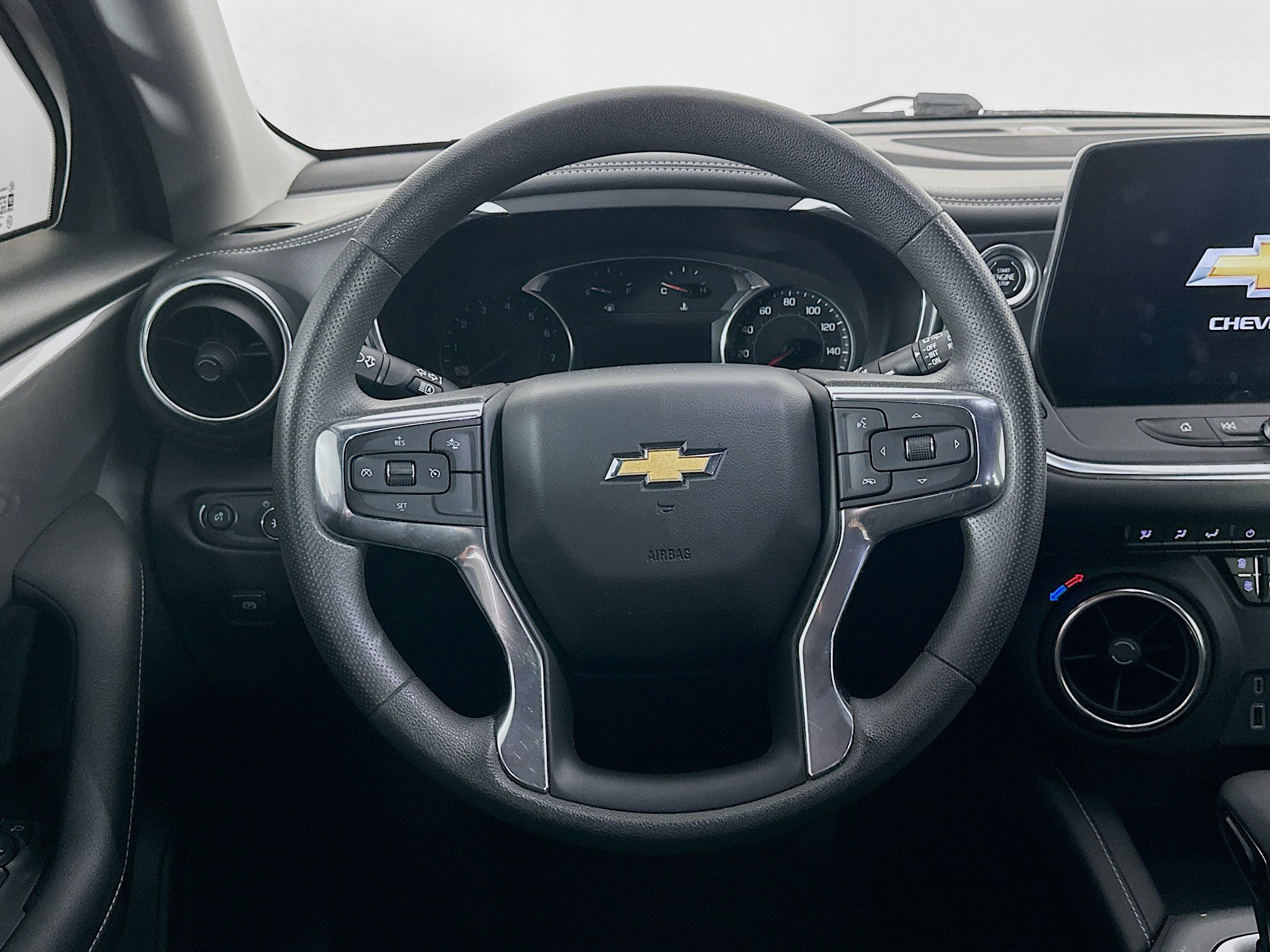 Used 2023 Chevrolet Blazer LT AWD/4WD image 17