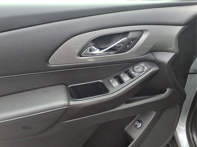 Certified 2023 Chevrolet Traverse LT image 9