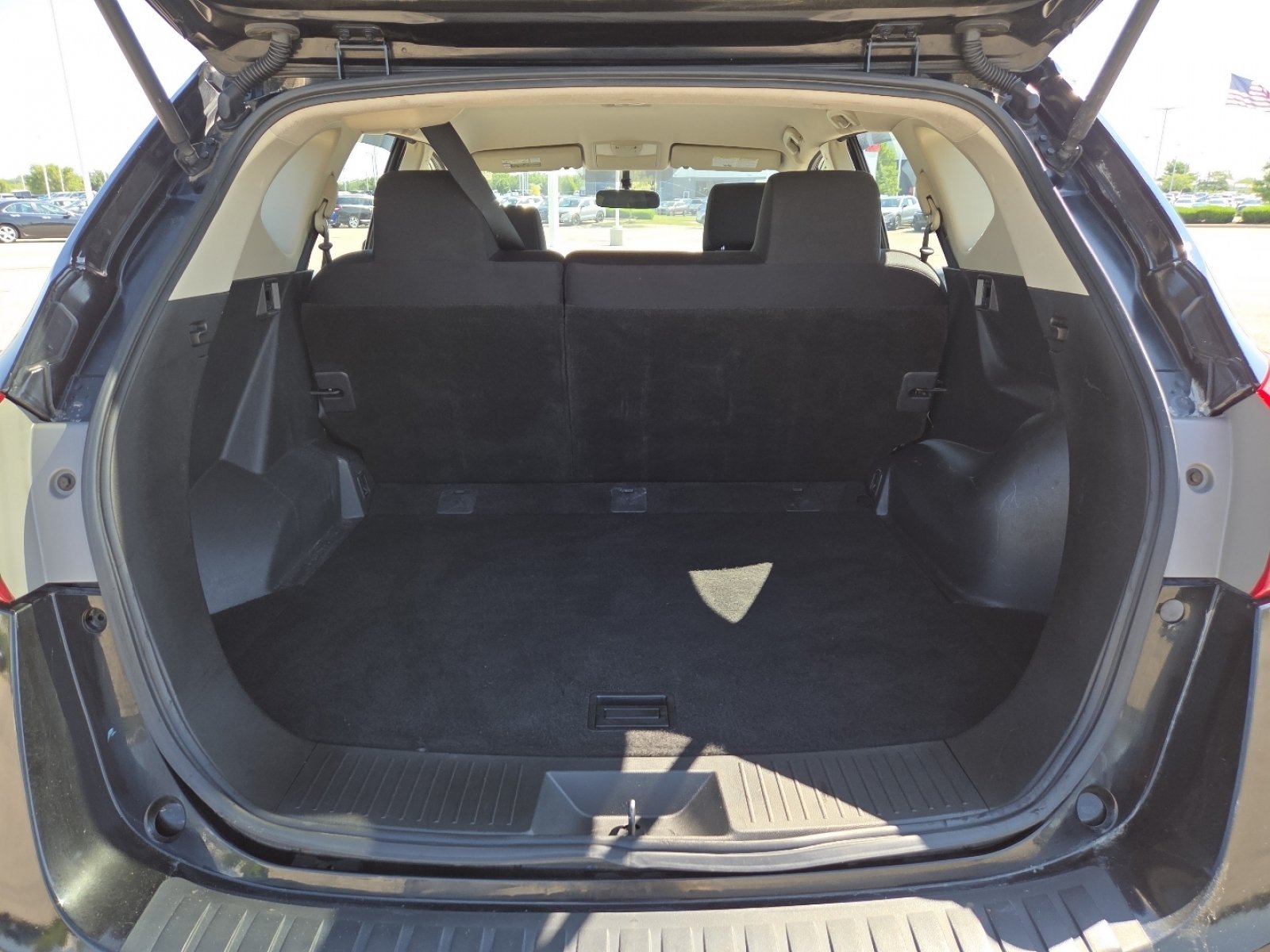 Used 2011 Nissan Rogue S AWD/4WD image 17