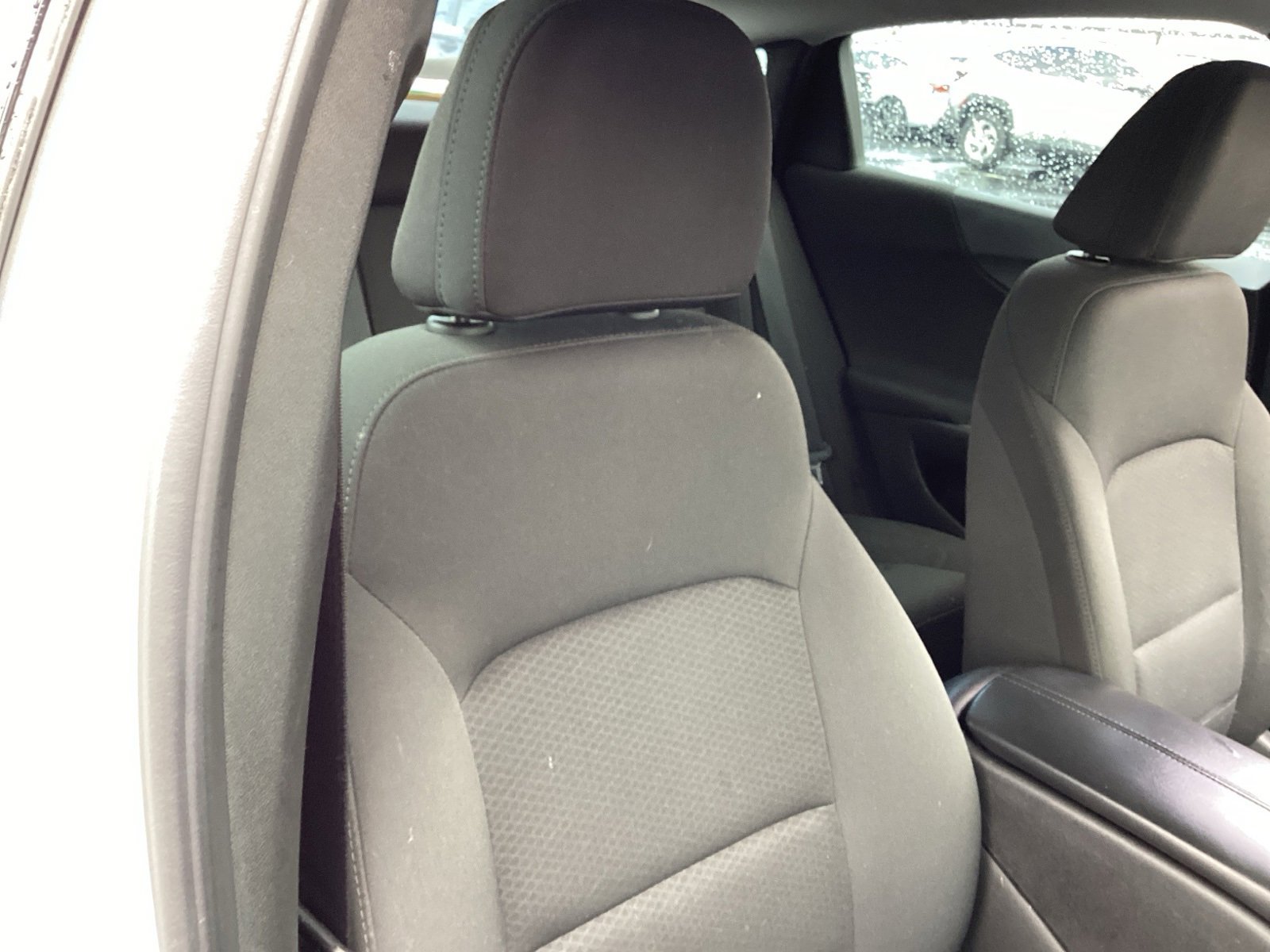 Used 2018 Chevrolet Malibu LT image 14