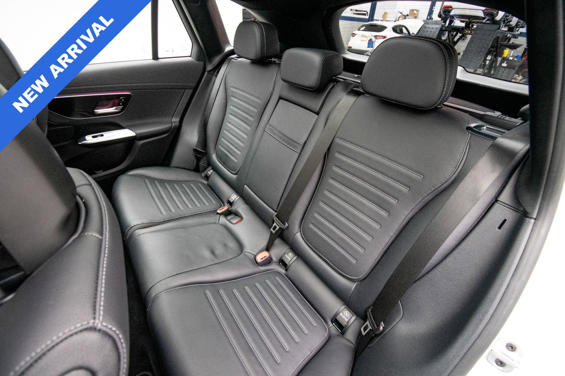 Used 2025 Mercedes-Benz GLC 43 AMG 4MATIC image 23