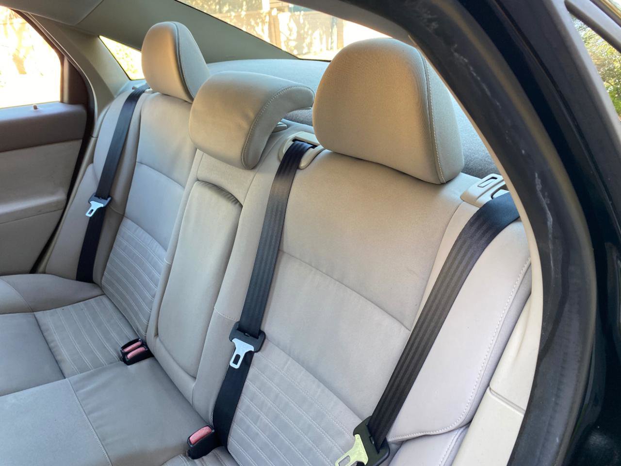 Used 2009 Volvo S40 2.4i FWD image 30