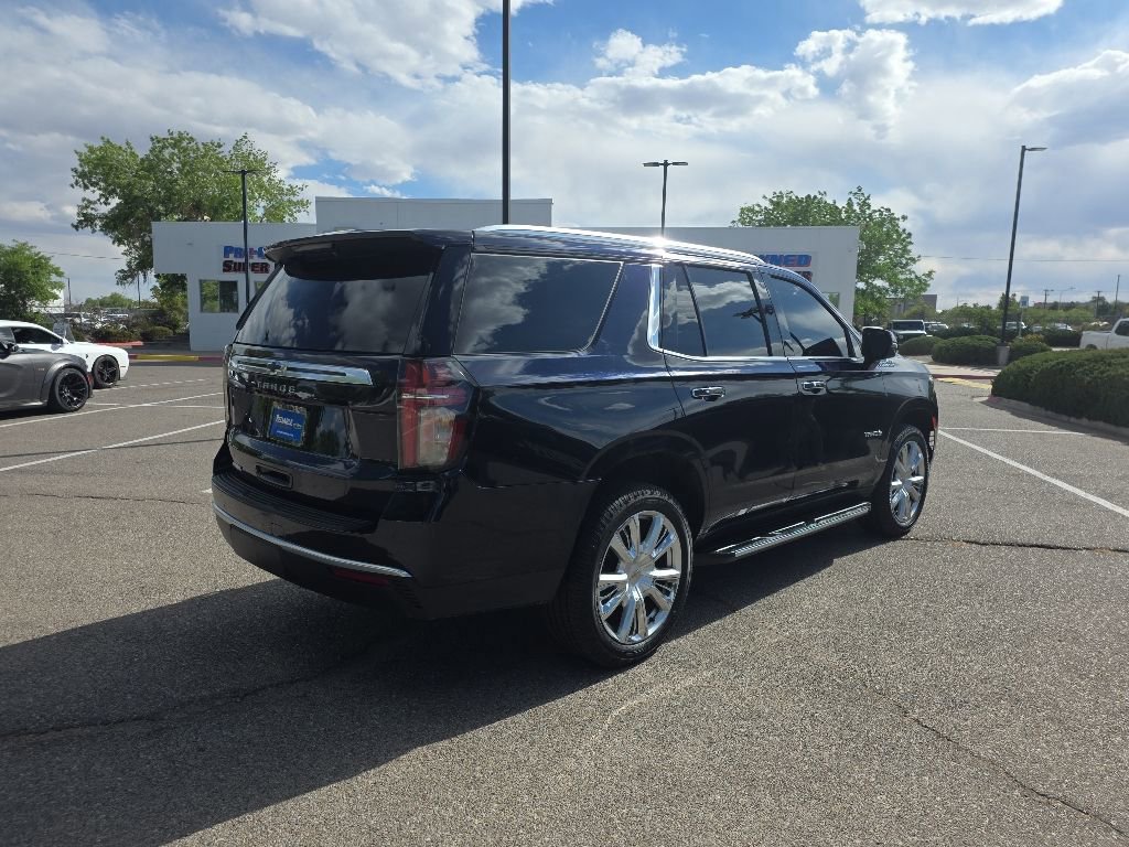 Used 2022 Chevrolet Tahoe High Country AWD/4WD image 3