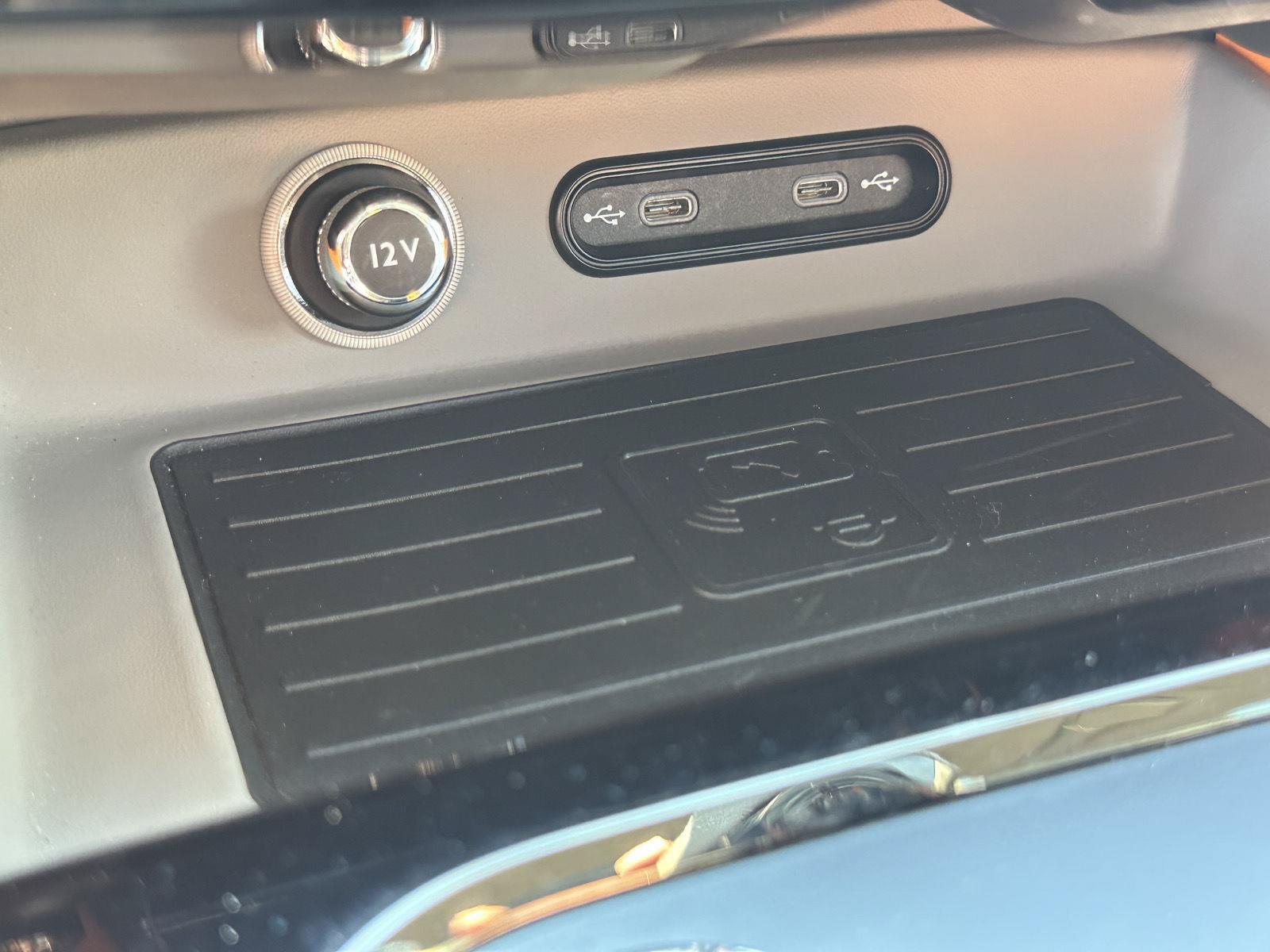 New 2025 Bentley Flying Spur Plug-In Hybrid AWD/4WD image 47