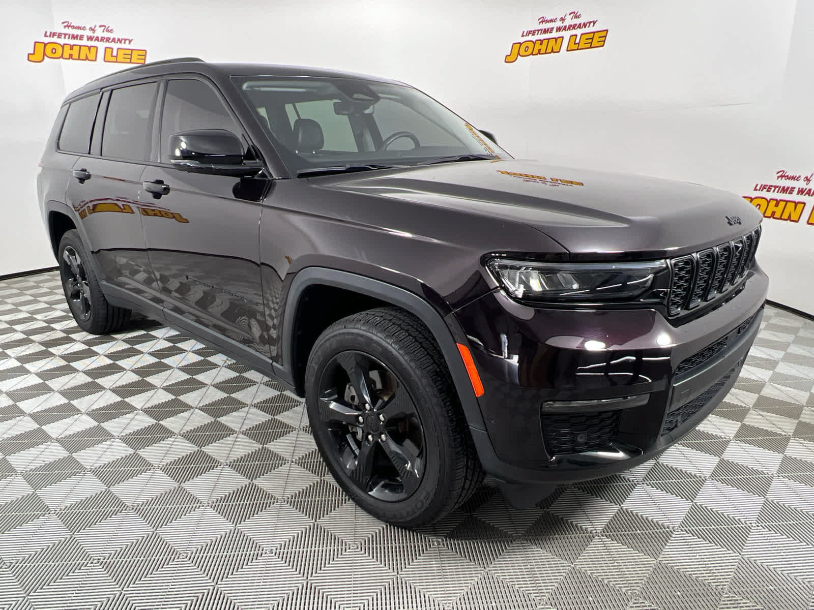 Used 2022 Jeep Grand Cherokee L Limited w/ Luxury Tech Group II RWD image 9