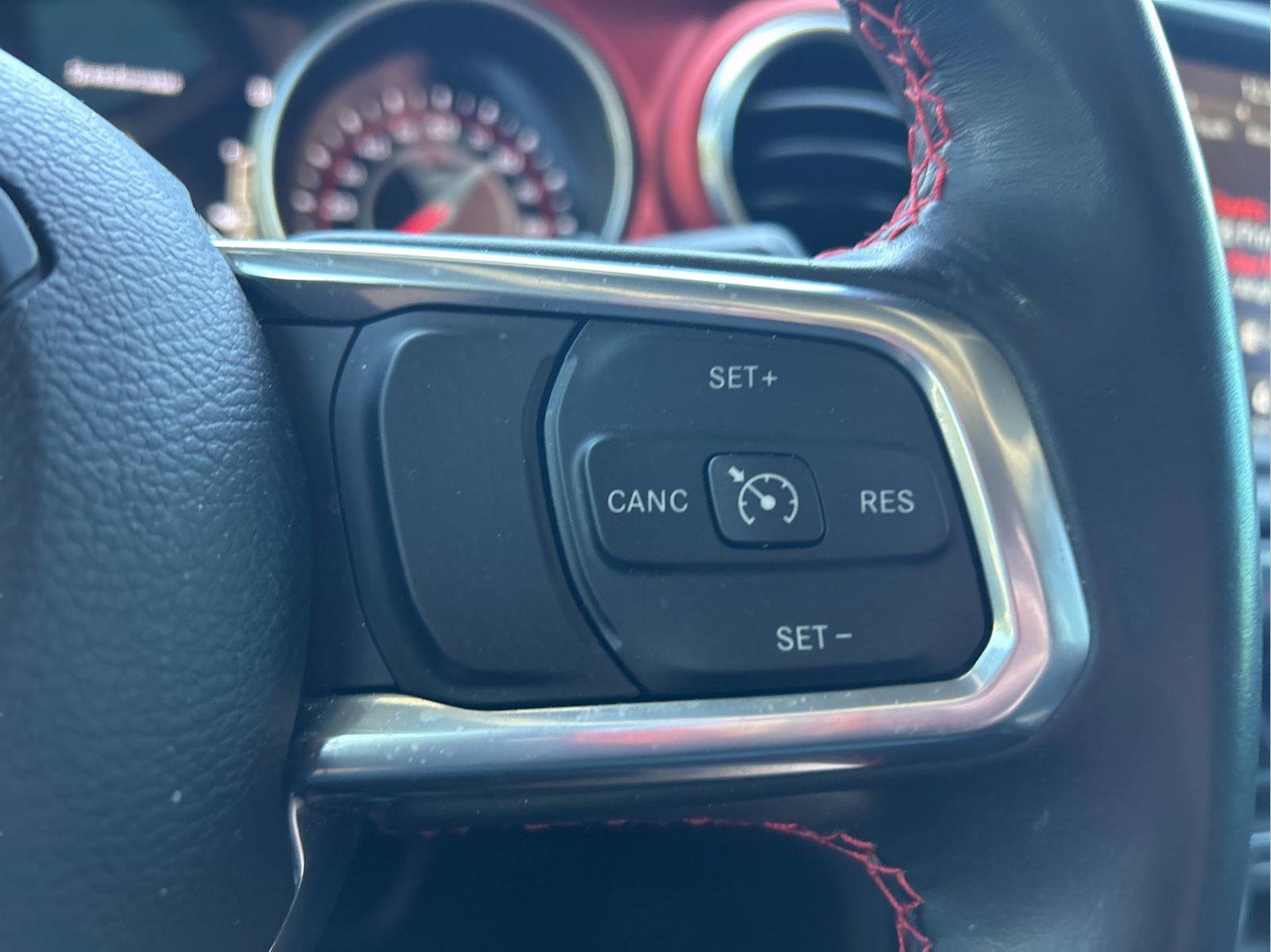 Used 2022 Jeep Wrangler Rubicon AWD/4WD image 14