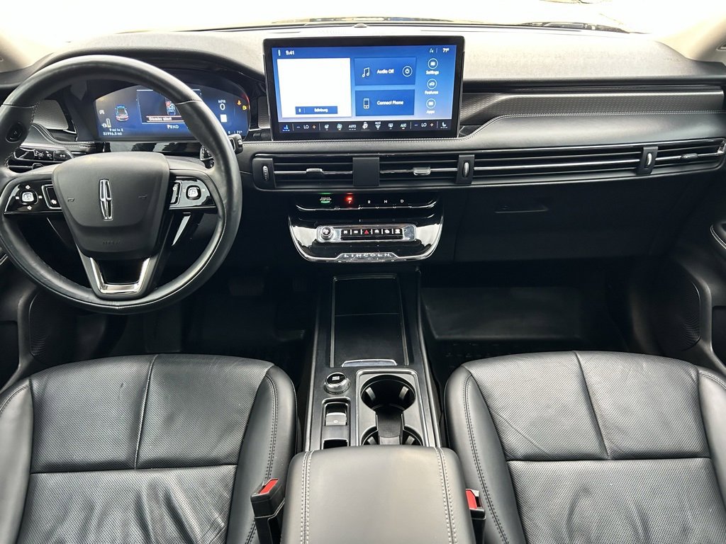 Used 2023 Lincoln Corsair Reserve w/ Equipment Group 201A image 12