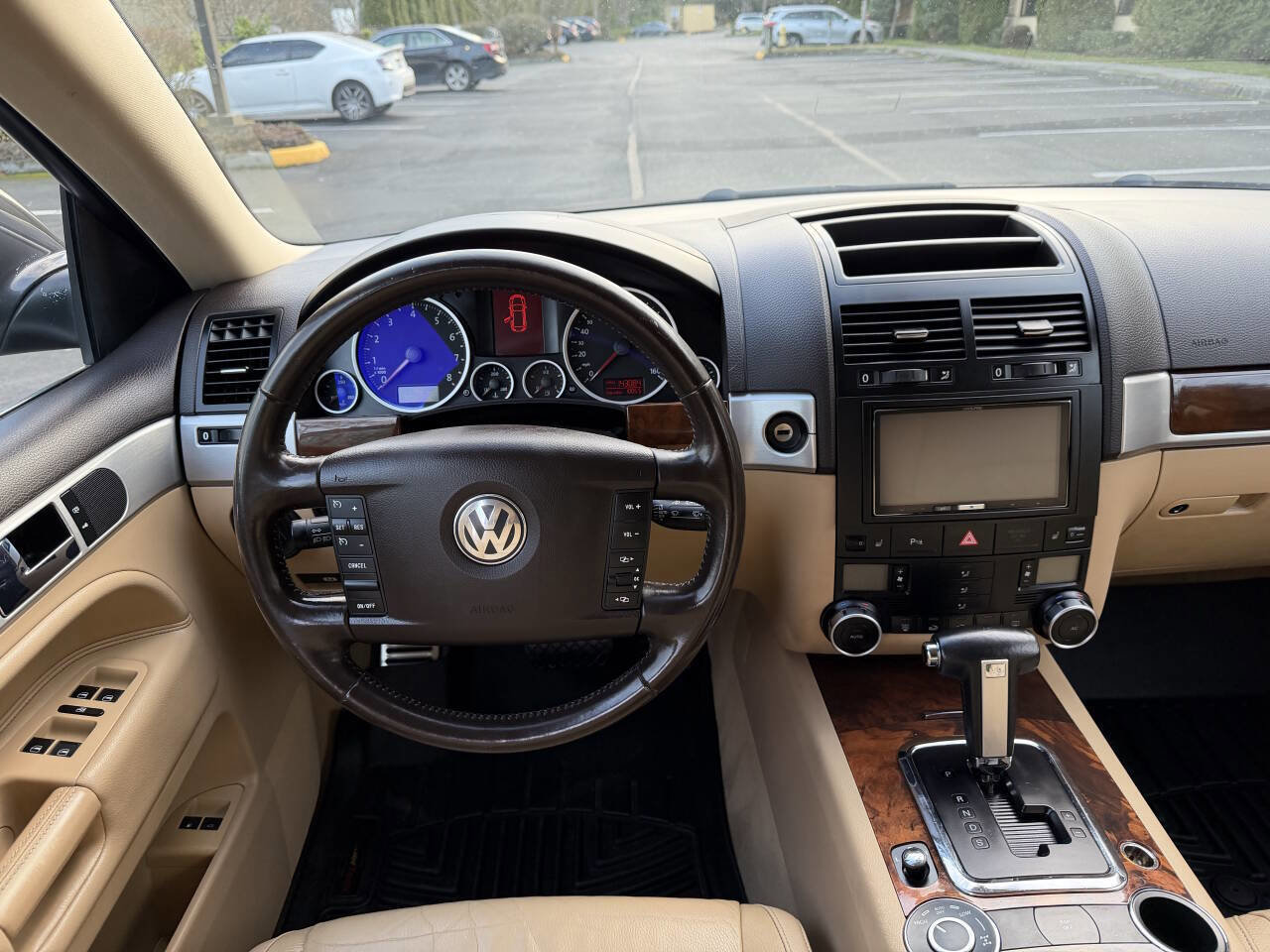 Used 2008 Volkswagen Touareg V6 image 16