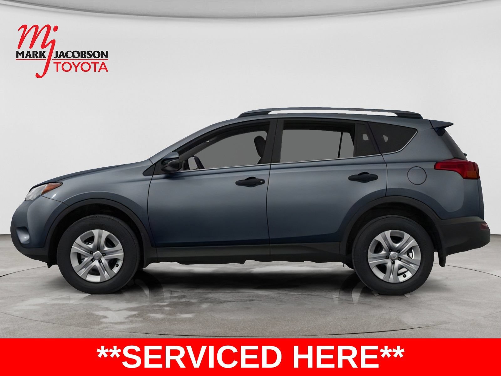 Used 2014 Toyota RAV4 LE FWD image 4