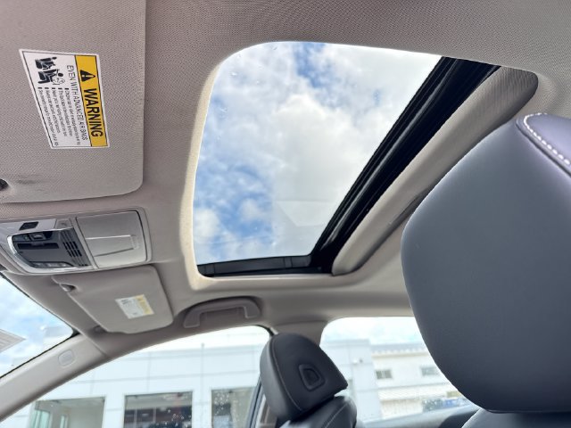 Used 2023 Acura TLX w/ Technology Package FWD image 30