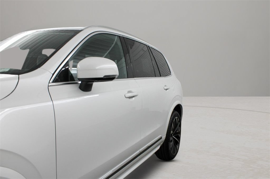 Used 2026 Volvo XC90 B6 Ultra w/ Protection Package AWD/4WD image 7