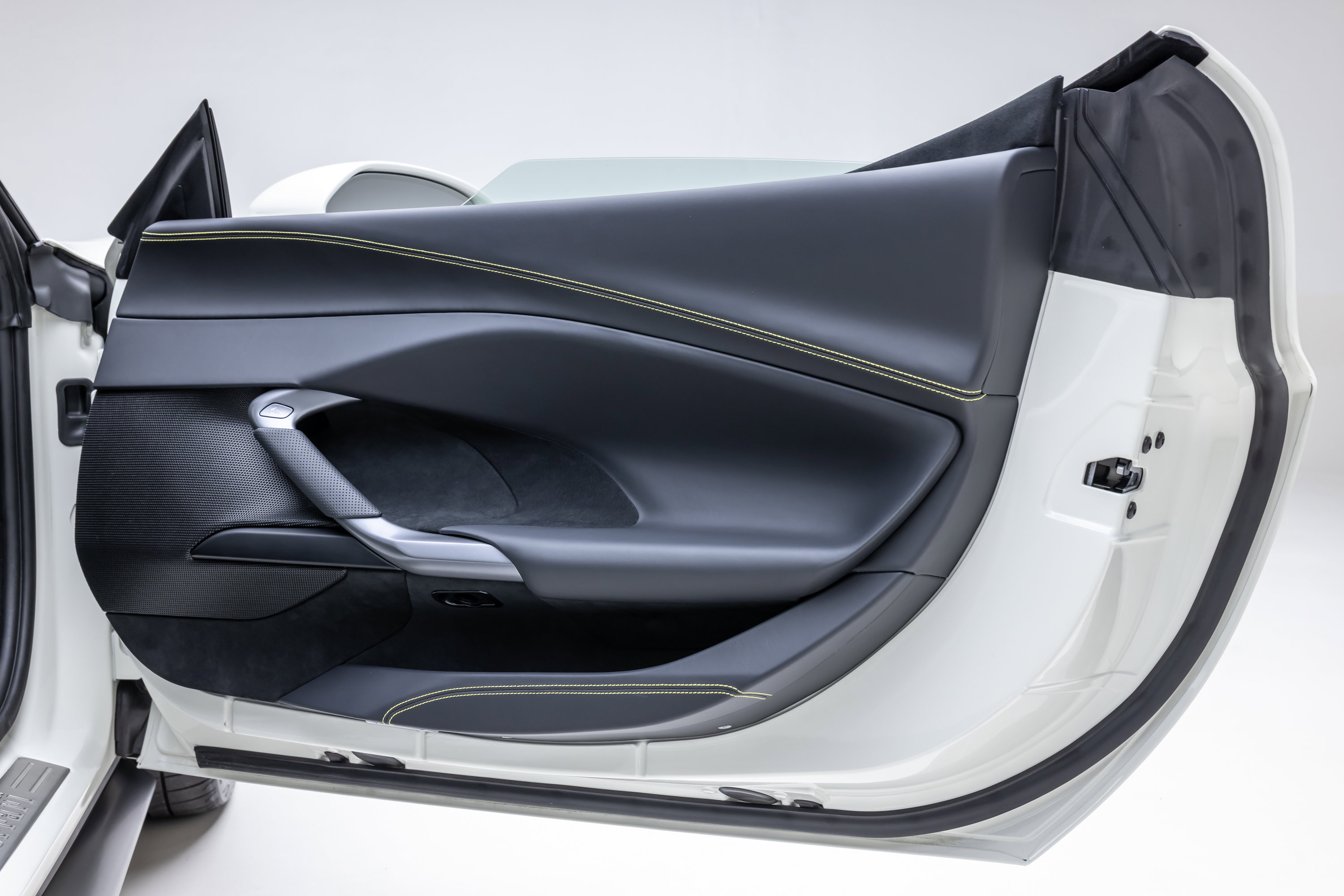 Certified 2025 Ferrari 296 GTB image 36