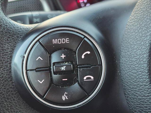 Used 2020 Kia Soul LX FWD image 14