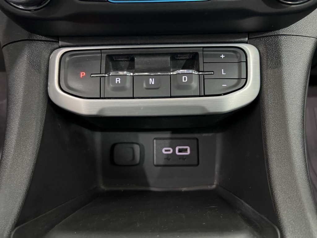 Used 2023 GMC Acadia SLE w/ LPO, Floor Liner Package image 15