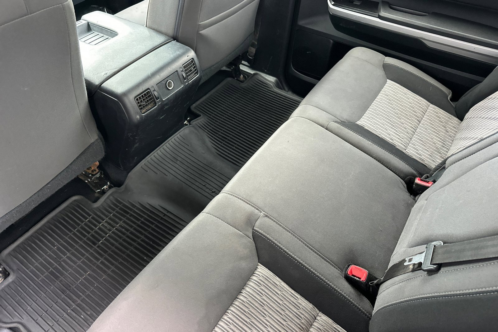 Used 2017 Toyota Tundra SR5 w/ TRD Off Road Package image 9