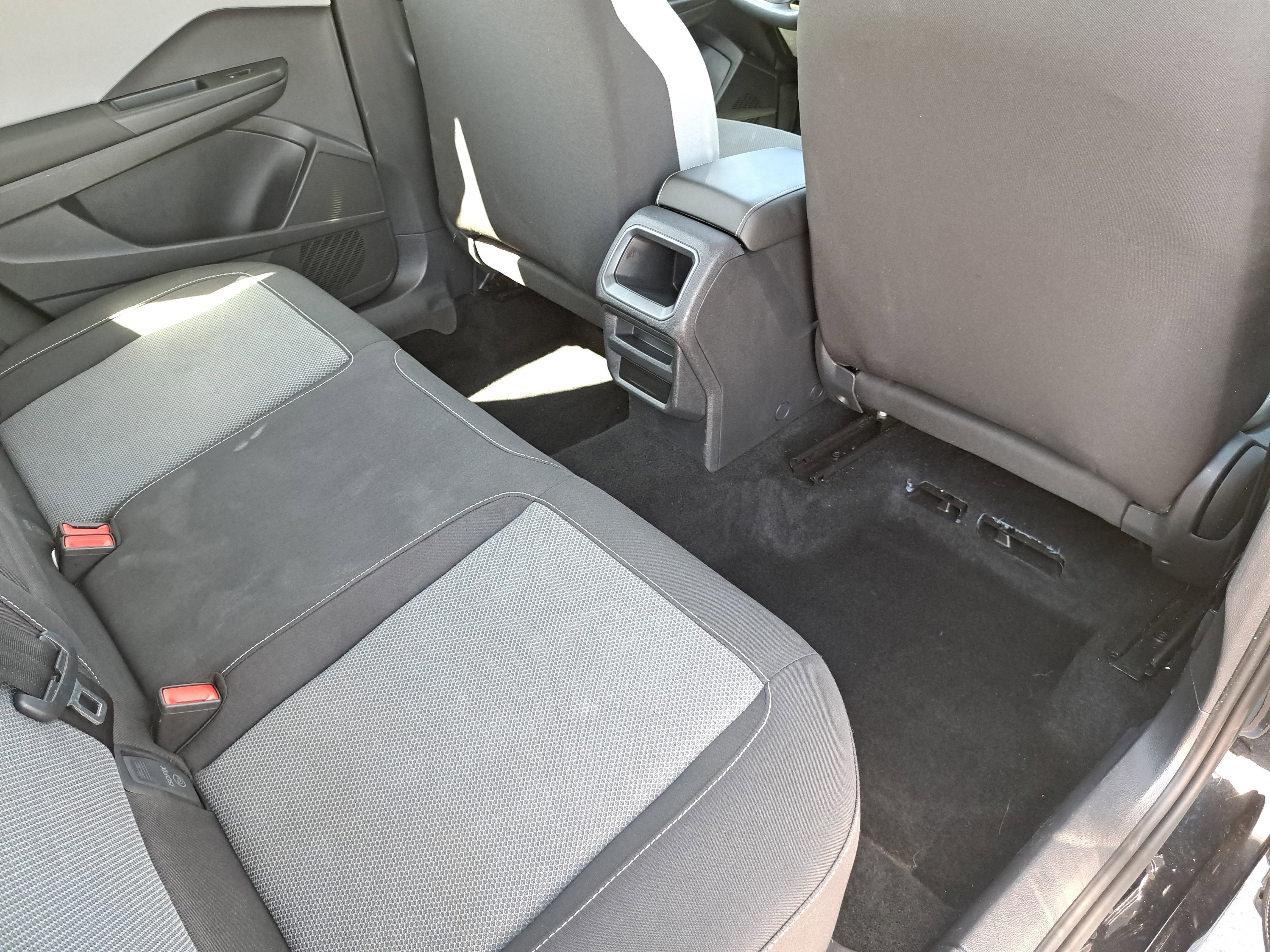 Certified 2022 Volkswagen Taos S image 11