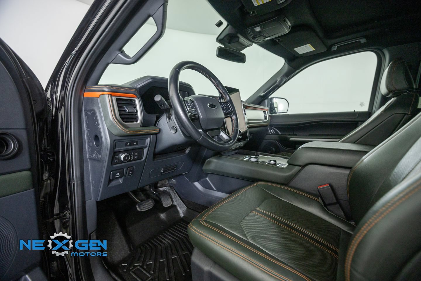 Used 2022 Ford Expedition Timberline w/ Equipment Group 501A AWD/4WD image 10