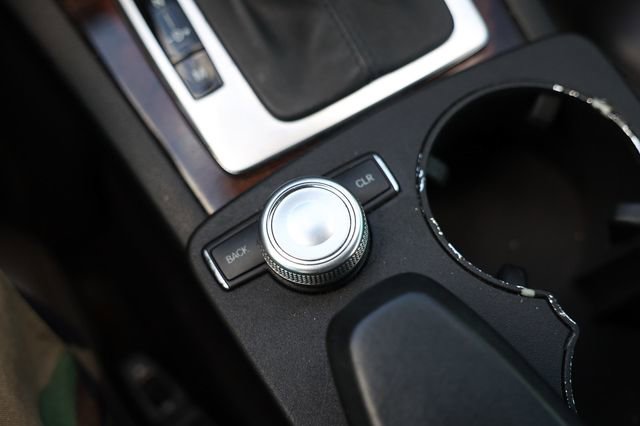 Used 2011 Mercedes-Benz E 550 Cabriolet w/ Premium 2 Pkg image 43