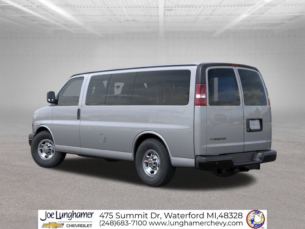 New 2027 Chevrolet Express 2500 RWD image 3