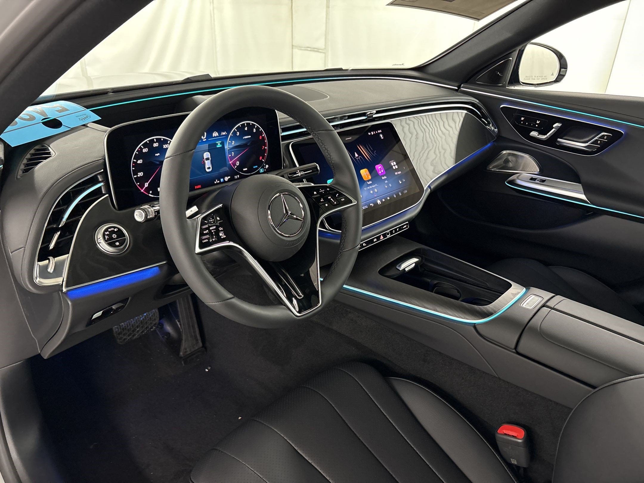 New 2026 Mercedes-Benz E 450 4MATIC Sedan image 4