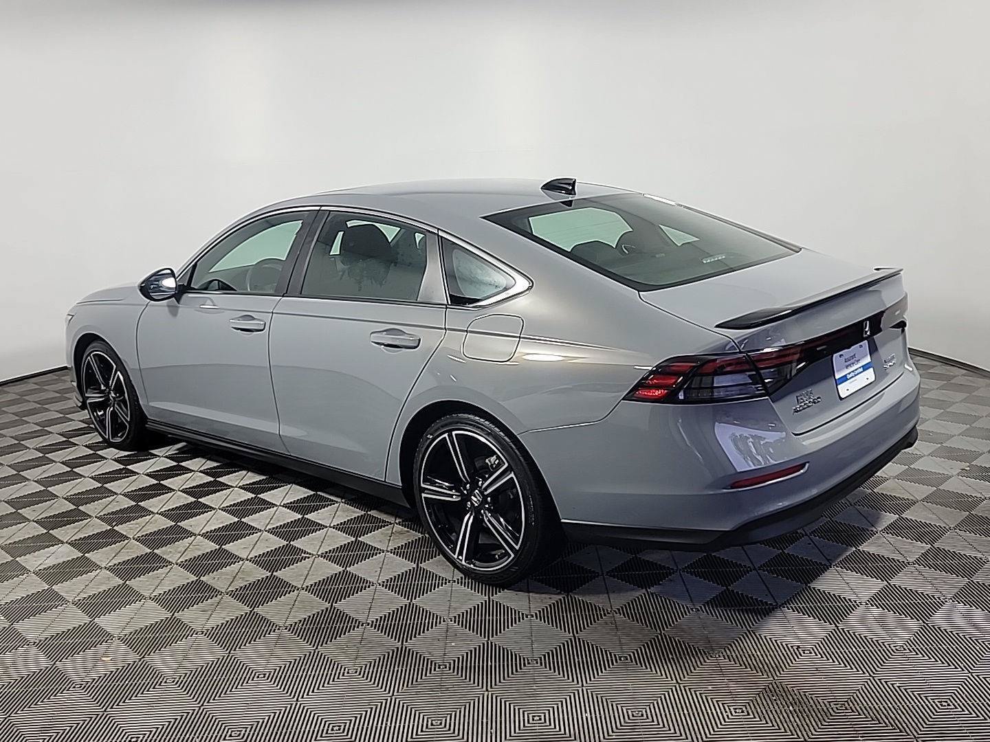 Certified 2025 Honda Accord Sport image 10