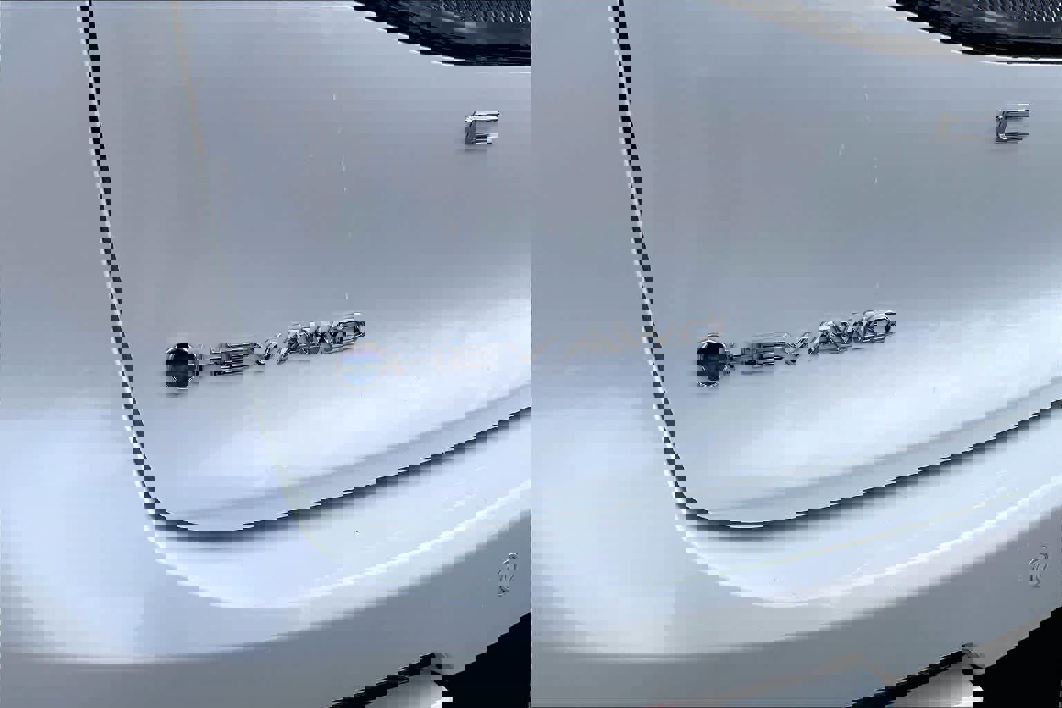 Used 2026 Toyota Crown Limited w/ Advanced Technology Package image 10