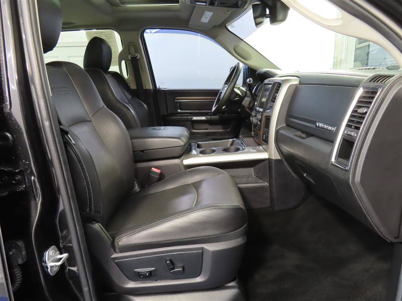 Used 2016 RAM 2500 Laramie w/ Convenience Group AWD/4WD image 35