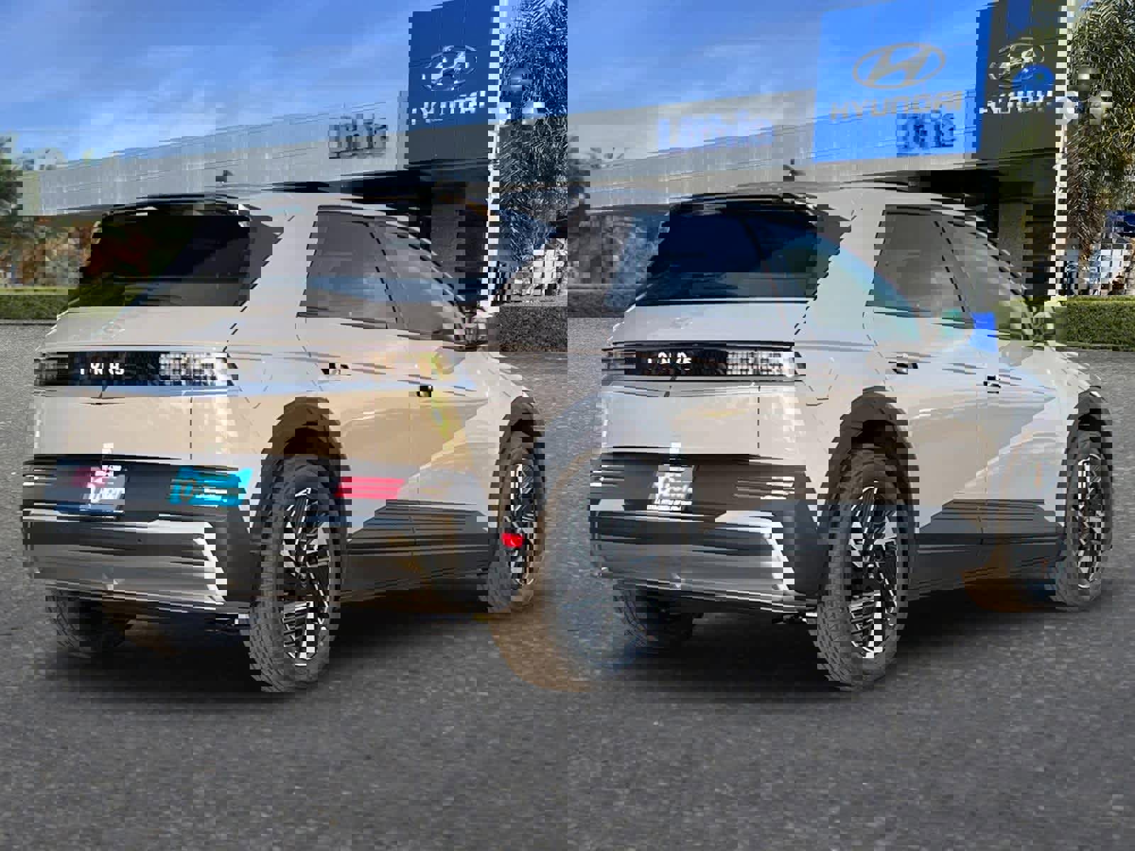 New 2026 Hyundai Ioniq 5 SE video 2