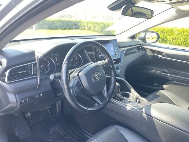Used 2022 Toyota Camry SE image 10