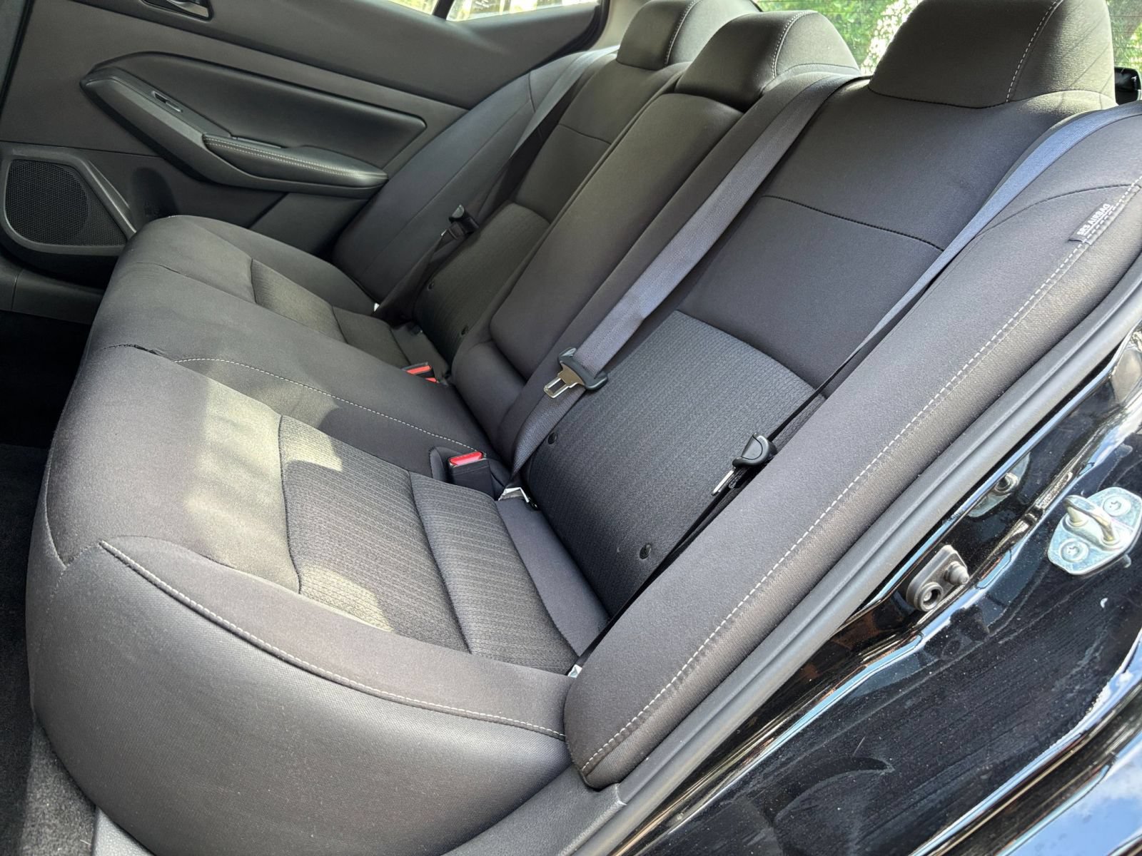 Used 2025 Nissan Altima 2.5 SV FWD image 49