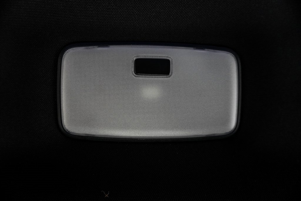 Used 2025 Toyota Tacoma Limited image 12