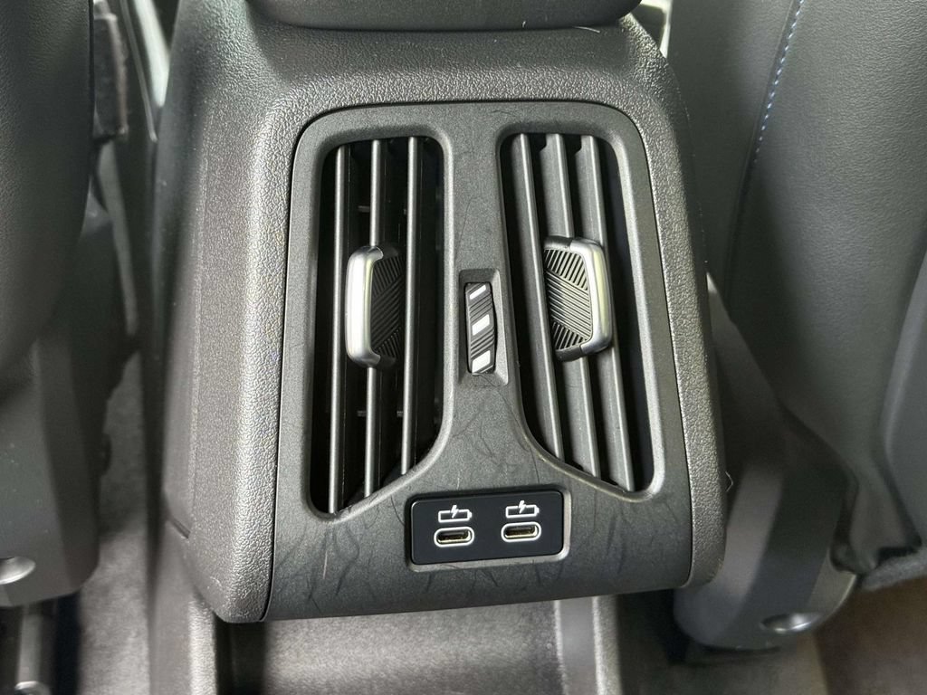 Used 2024 BMW X2 M35i AWD/4WD image 14