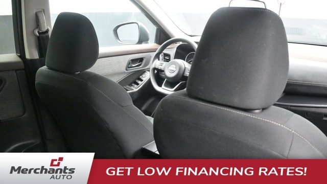 Used 2023 Nissan Rogue S AWD/4WD image 14