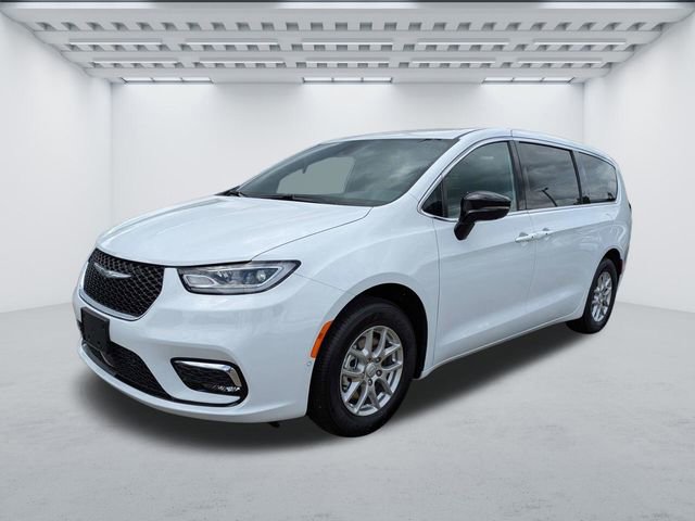 New 2026 Chrysler Pacifica Select FWD image 8