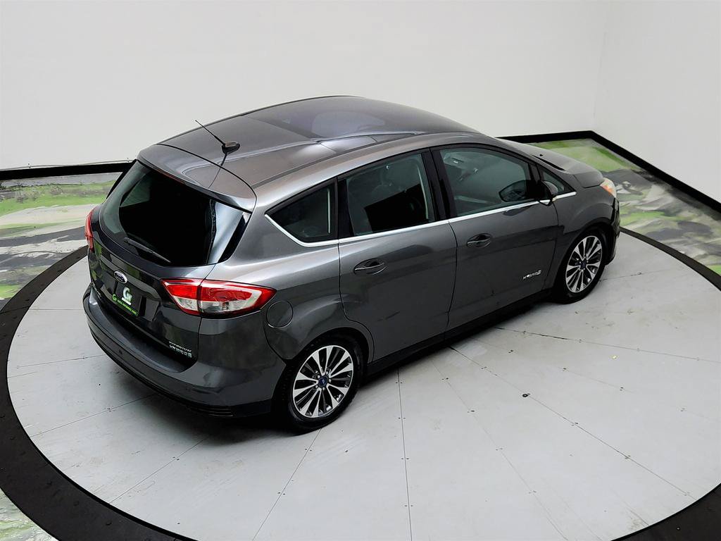 Used 2017 Ford C-MAX Titanium w/ Equipment Group 301A FWD image 33